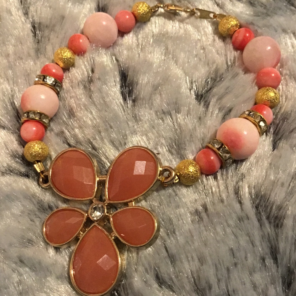 Faceted Flower Bracelet W Jade Mother Of Pearl 7$